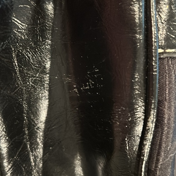 Women’s Shoulder Bag - Picture 7 of 8